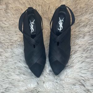 Yves Saint Laurent divine ankle boot size 36.5 (fits like 6)